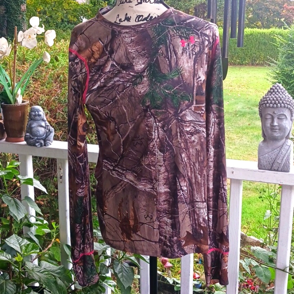 UNDER ARMOUR REAL TREE Camo Long Sleeve Pink Piping Fitted L Shirt Scent Control